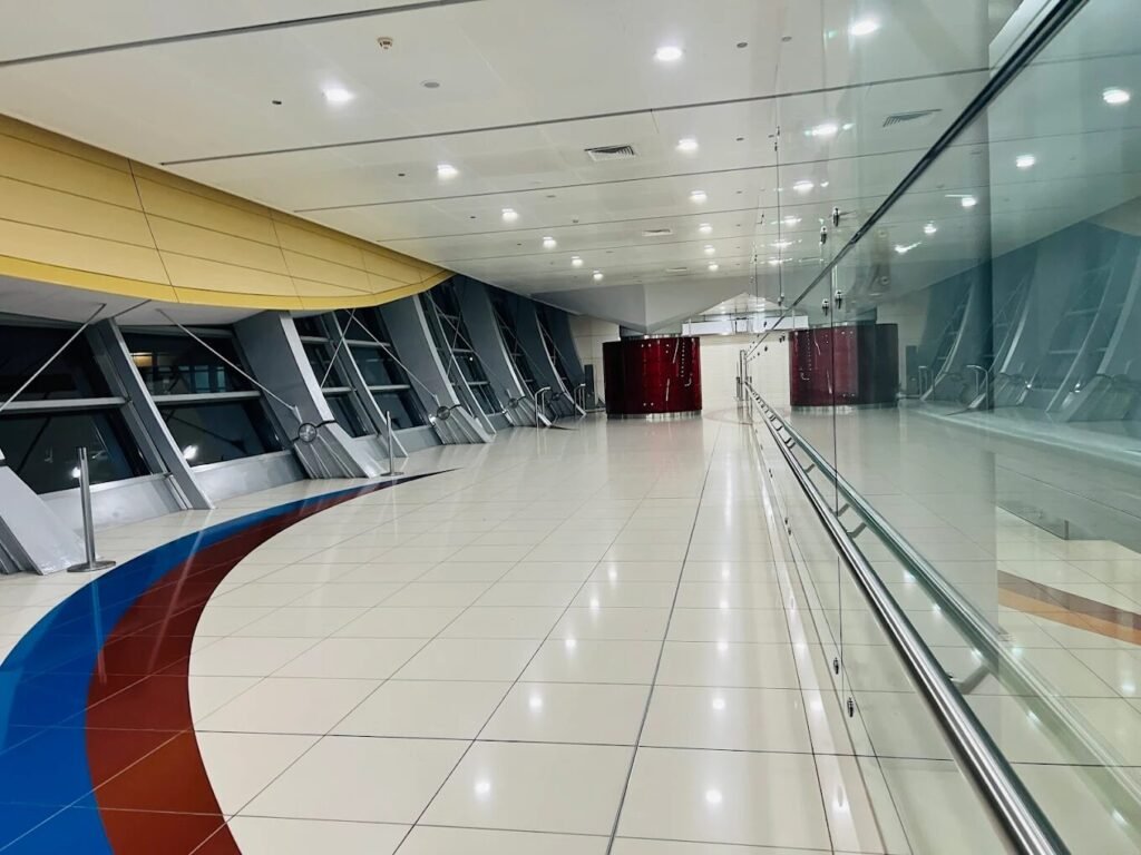 dubai metro station